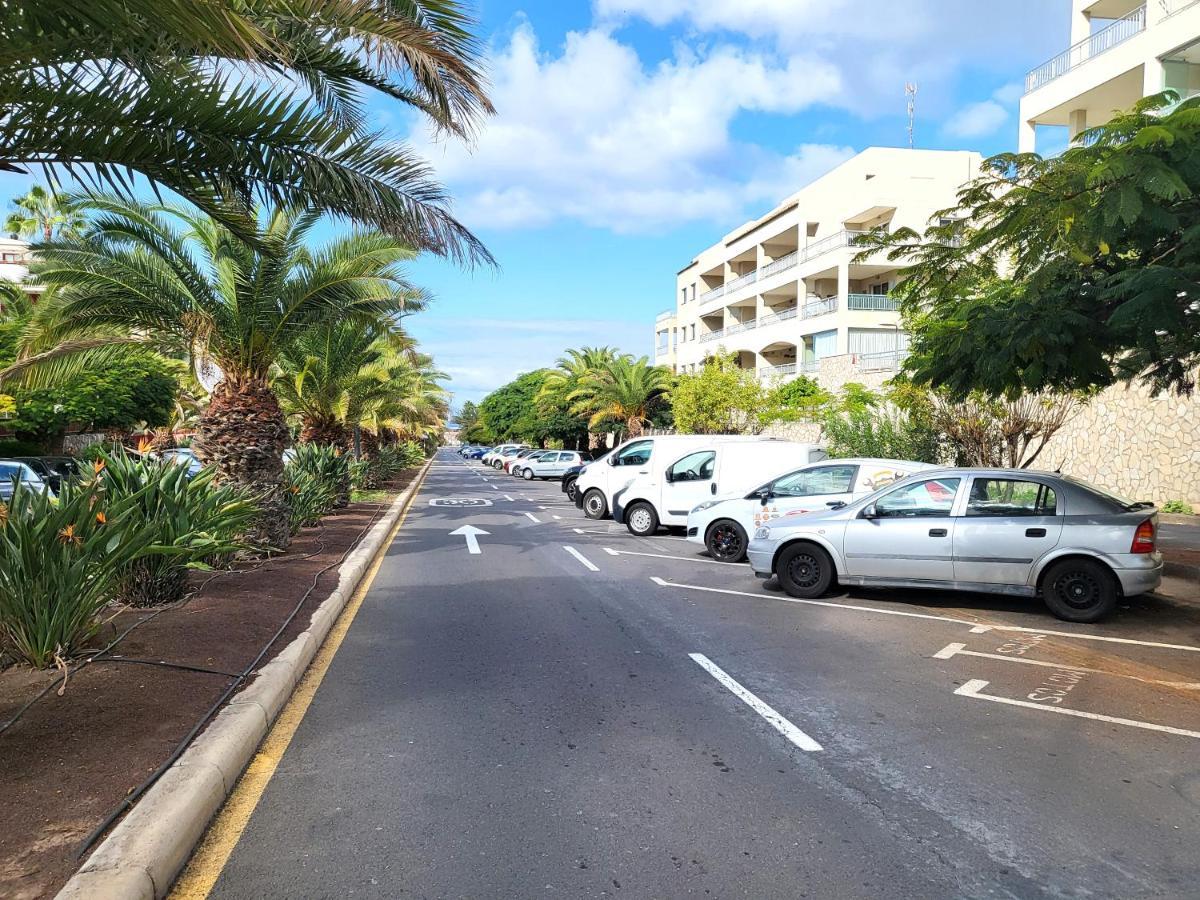 Oasis Palm Mar By Helloapartments Exterior photo