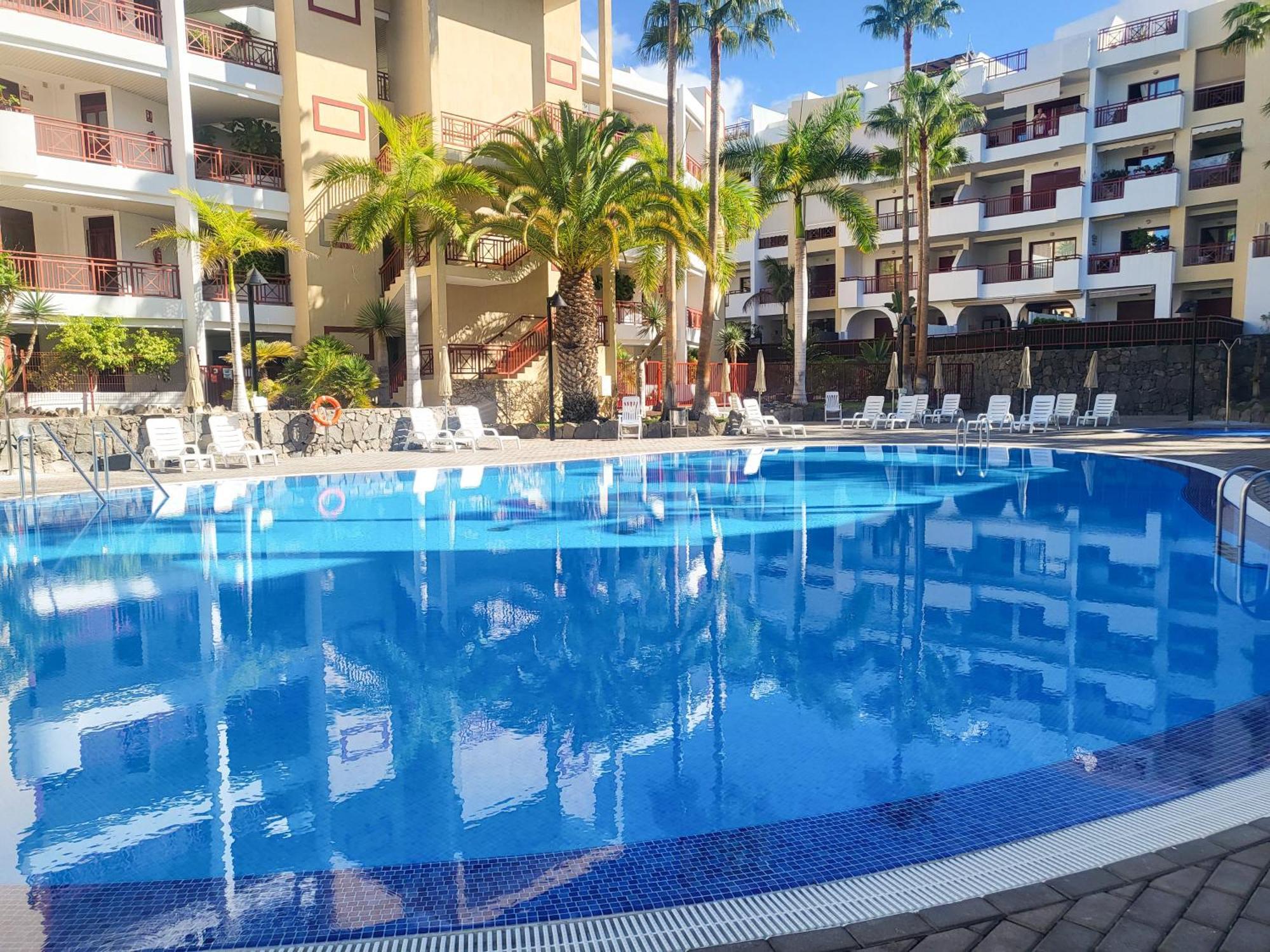 Oasis Palm Mar By Helloapartments Exterior photo
