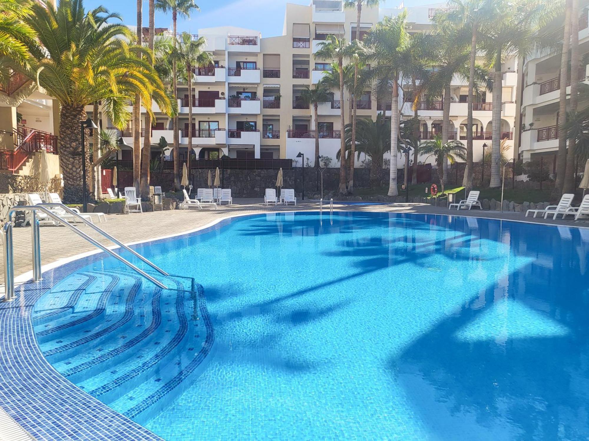 Oasis Palm Mar By Helloapartments Exterior photo