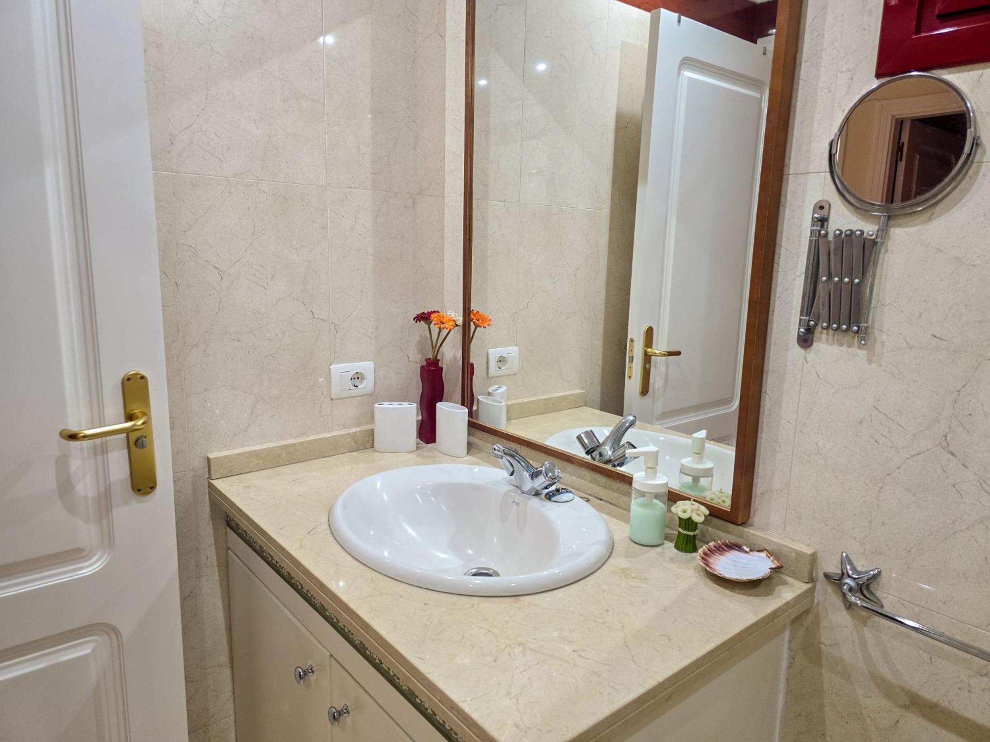 Oasis Palm Mar By Helloapartments Exterior photo